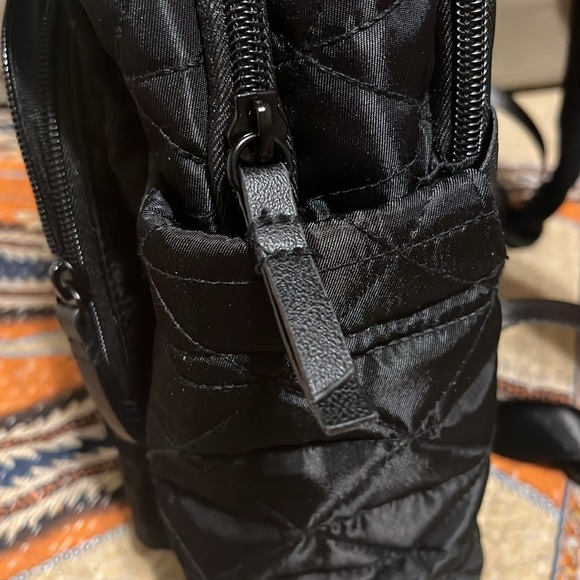 Reaction Kenneth Cole Backpack - Picture 7 of 7